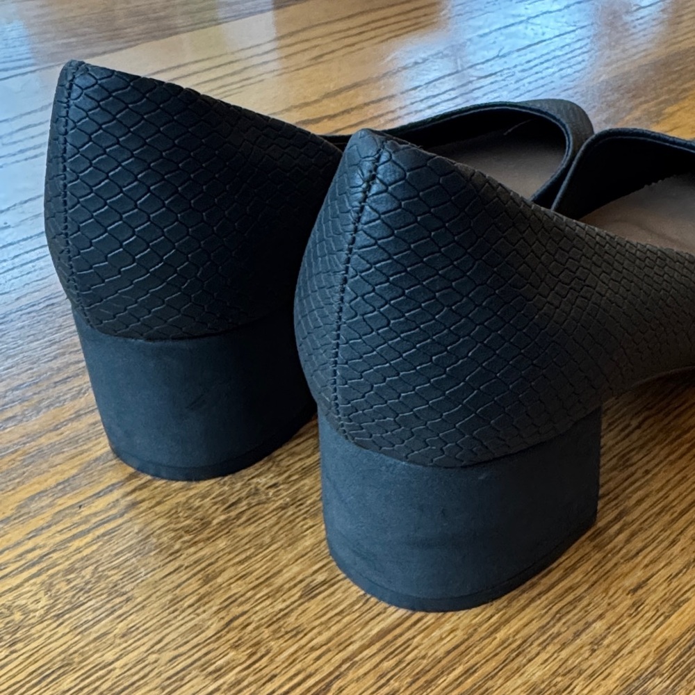 Call It Spring Block Heel Pump - Picture 4 of 8